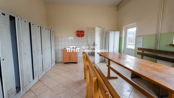Building Magazyn Dzikowiec Kolbuszowska 13