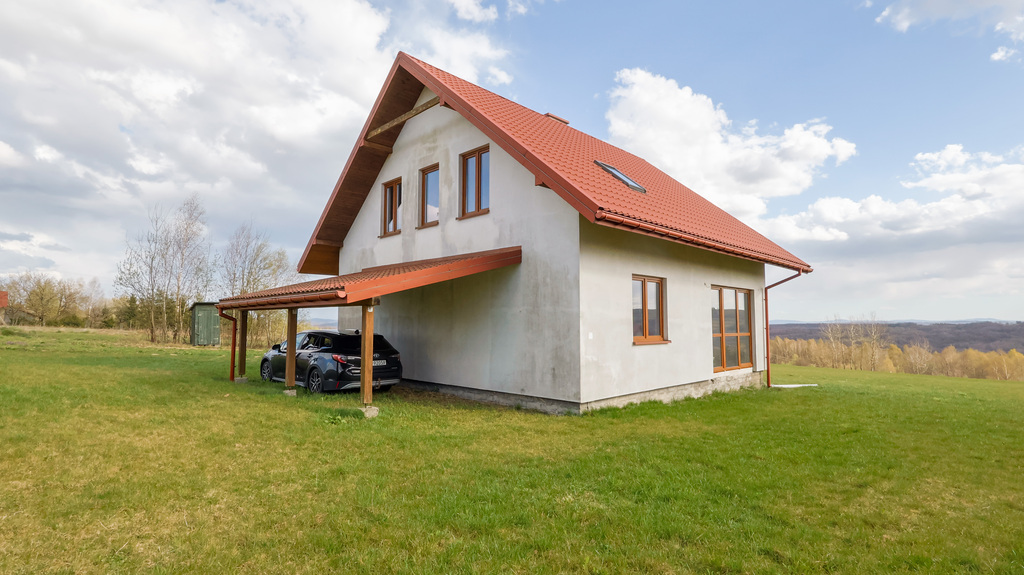 Dom 115 m² z widokiem na Beskid Niski–Glinik Górny