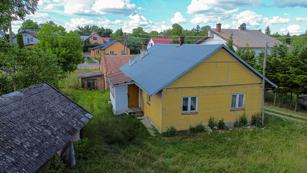 Urokliwy Dom | Spokojna okolica | 11 arów|
