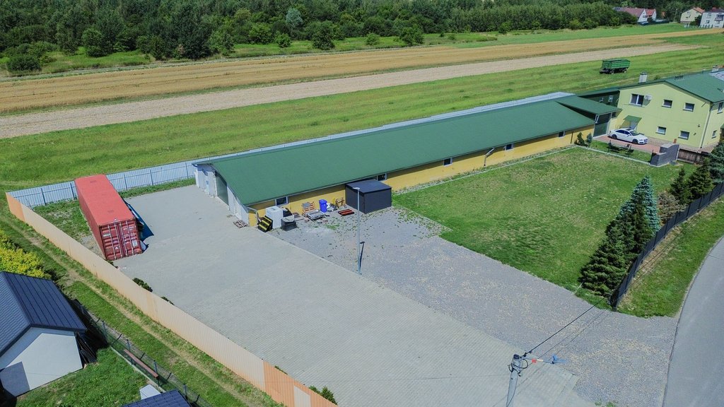 Część biurowo-socjalna, plac 500m, 20T