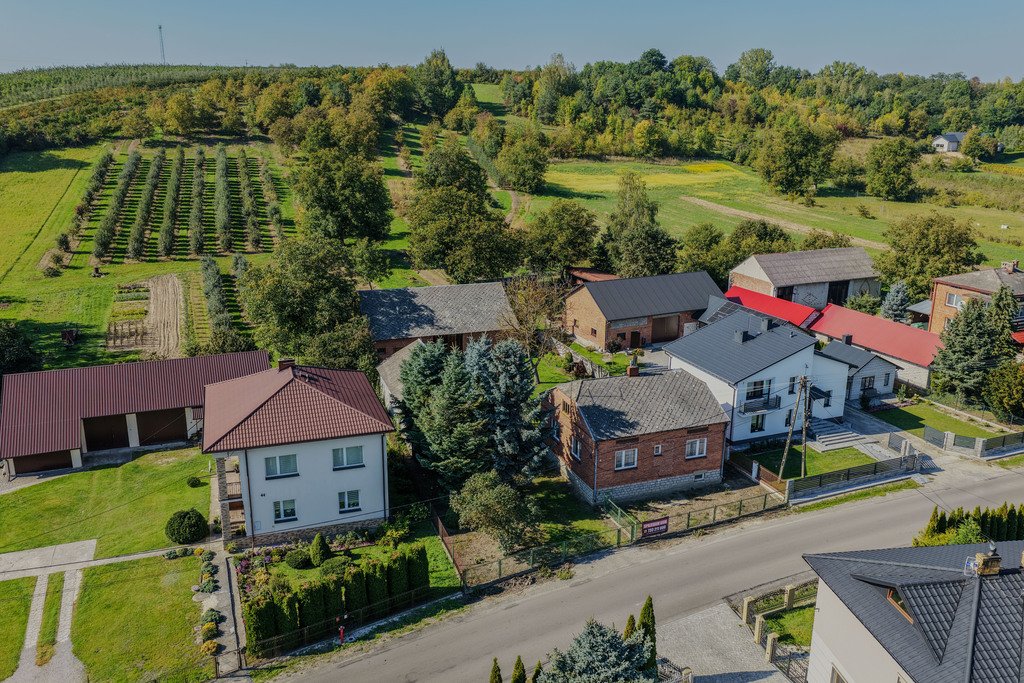 Dom | 2 budynki gospodarcze | 70ar