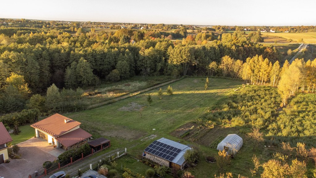 23 km od centrum Rzeszowa | Wszystkie media | 20,7a | WZ
